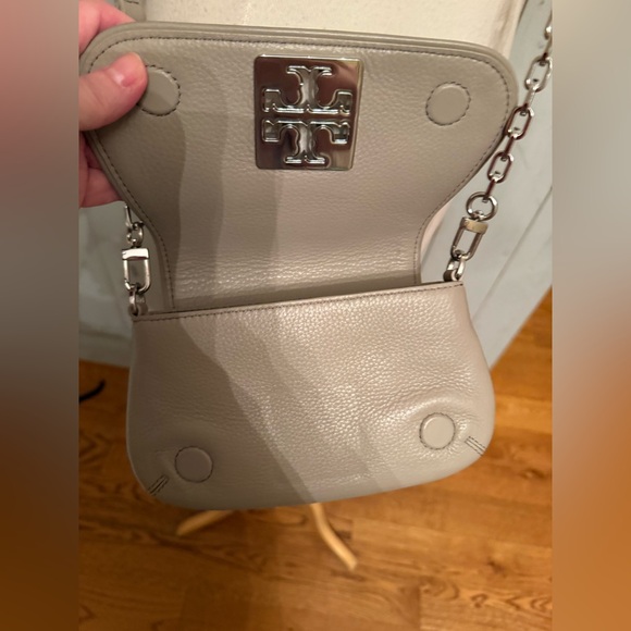 TORY‎ BURCH Britten Mini Crossbody Bag French Gray Silver Hardware Rt-398$ - Picture 8 of 9